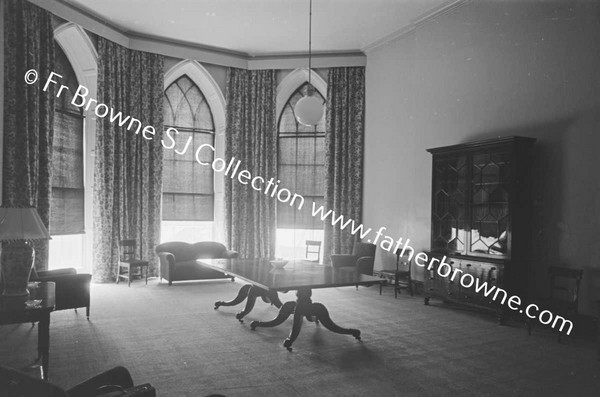 N.U.I.CLUB LADIES WRITING ROOM IN 85